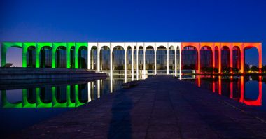 Tricolore Palazzo Mondadori